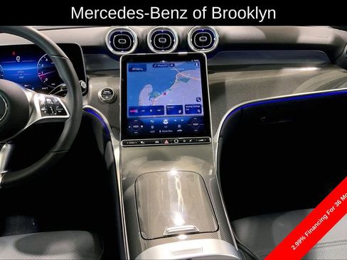Certified 2025 Mercedes-Benz GLC 300 4MATIC image 7