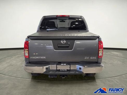 Used 2018 Nissan Frontier SV AWD/4WD image 5
