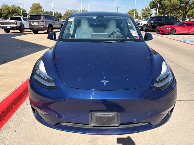 Used 2022 Tesla Model Y Long Range AWD/4WD image 2