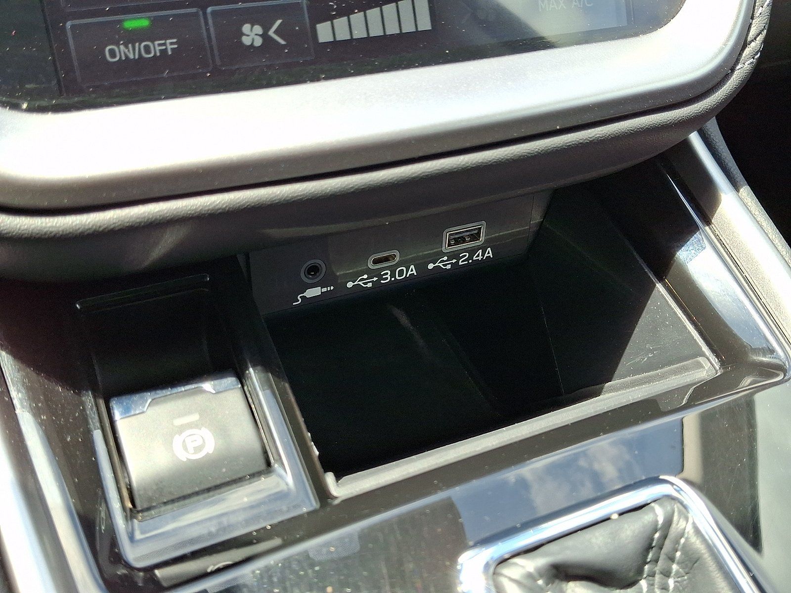 Used 2025 Subaru Outback Premium w/ Popular Package #1A AWD/4WD image 25
