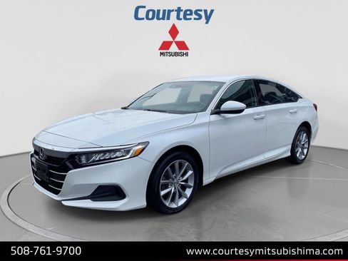 Used 2022 Honda Accord LX image 1