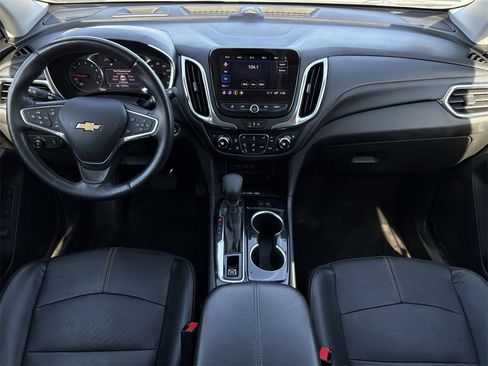 Certified 2022 Chevrolet Equinox Premier image 11