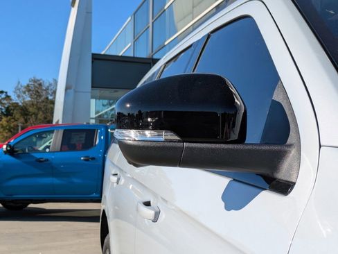 New 2025 Ford Expedition Platinum w/ Stealth Performance Package image 10