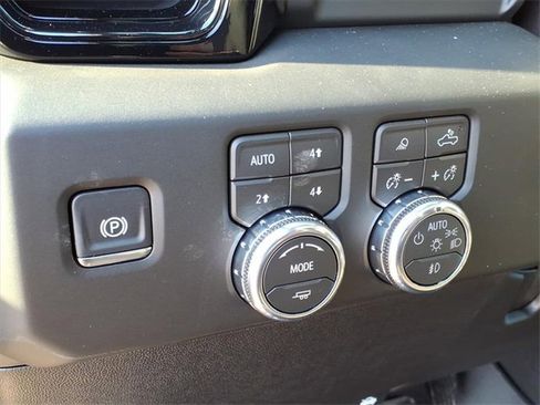 New 2026 GMC Sierra 2500 AT4 w/ Technology Package image 21