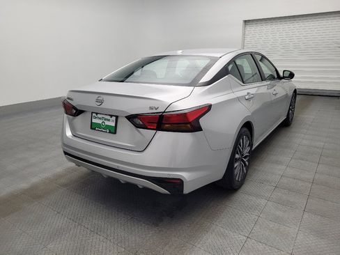 Used 2024 Nissan Altima 2.5 SV image 9