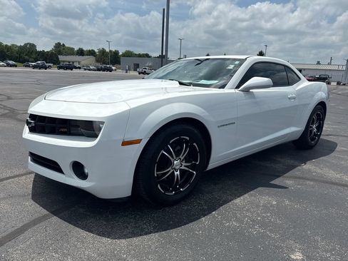 Used 2013 Chevrolet Camaro LT w/ Rear Vision Package RWD image 4
