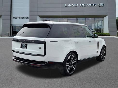 Certified 2023 Land Rover Range Rover SE image 4