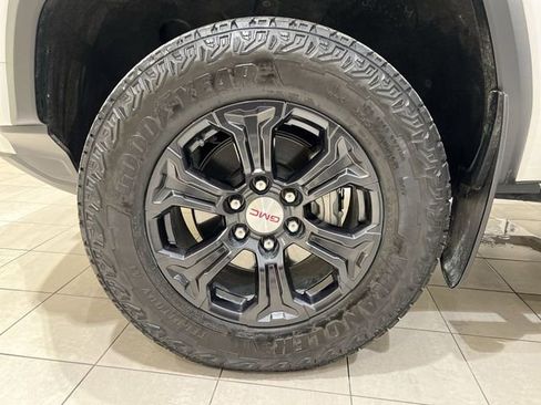 Used 2024 GMC Canyon Elevation w/ Convenience Package RWD image 29