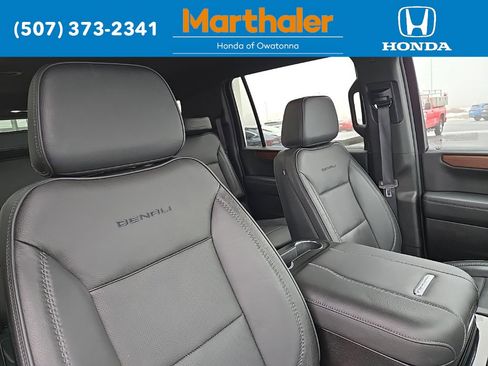 Used 2025 GMC Yukon XL Denali image 20