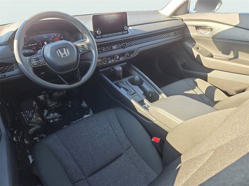 Certified 2025 Honda Accord LX image 11