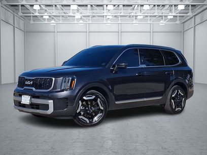 Used 2025 Kia Telluride EX w/ EX Captain's Chair Package