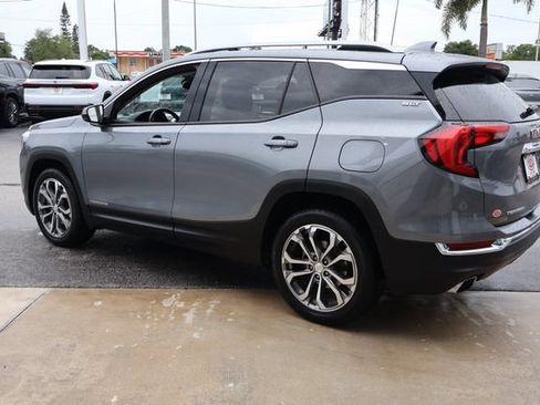 Used 2020 GMC Terrain SLT w/ Preferred Package FWD image 6