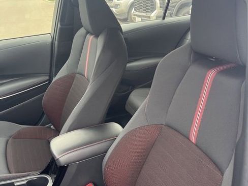 Used 2025 Toyota Corolla SE image 11