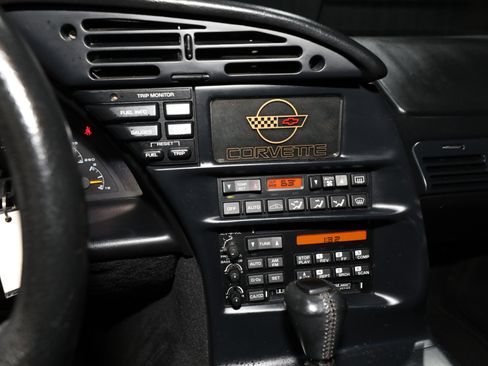 Used 1996 Chevrolet Corvette Coupe RWD image 56