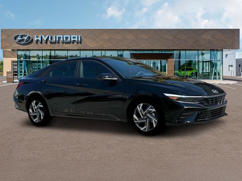 New 2025 Hyundai Elantra Sport w/ Cargo Package image 10