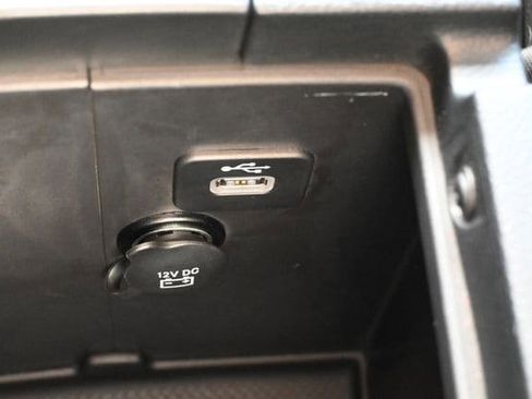 Used 2017 Jeep Wrangler Unlimited Sport AWD/4WD image 28