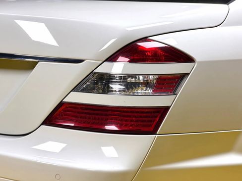 Used 2008 Mercedes-Benz S 550 image 8