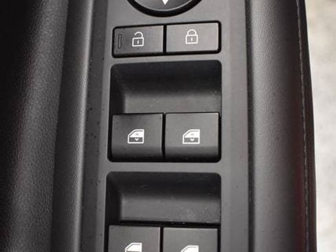 Used 2025 Hyundai Santa Fe SEL AWD/4WD image 21
