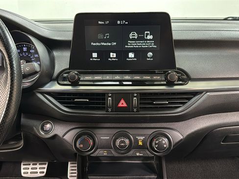 Used 2021 Kia Forte GT-Line image 10