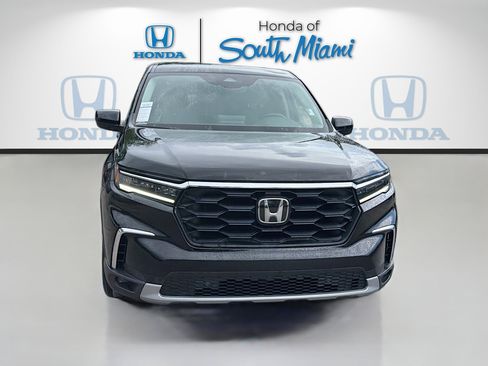 Certified 2025 Honda Pilot EX-L image 2