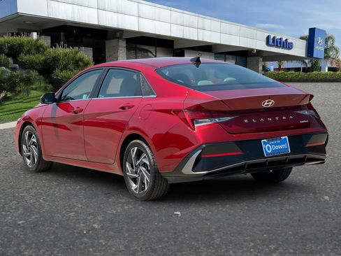 Used 2024 Hyundai Elantra Limited FWD image 7