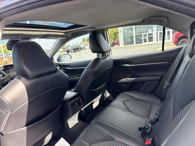 Used 2024 Toyota Camry SE w/ Cold Weather Package FWD image 35
