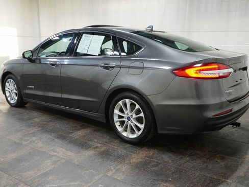 Used 2019 Ford Fusion SE image 7