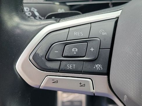 Used 2024 Volkswagen Atlas Cross Sport SEL Premium R-Line AWD/4WD image 22