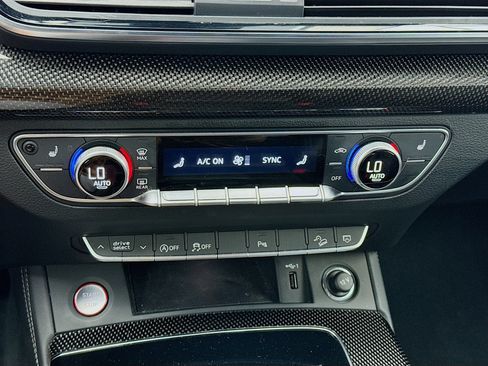 Used 2023 Audi SQ5 Premium Plus w/ Premium Plus Package image 12