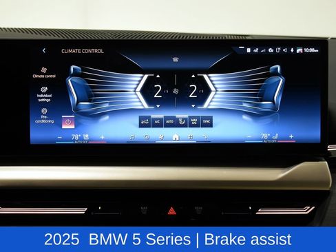 Used 2025 BMW 530i xDrive w/ Premium Package image 20