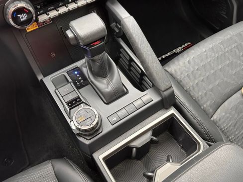 Used 2024 Toyota Tacoma TRD Off-Road w/ TRD Off Road Premium Package AWD/4WD image 37