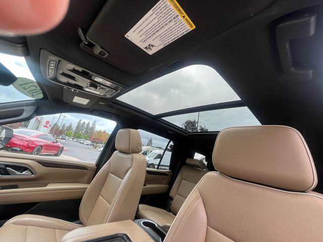 Used 2021 Chevrolet Tahoe Premier w/ Premium Package AWD/4WD image 12