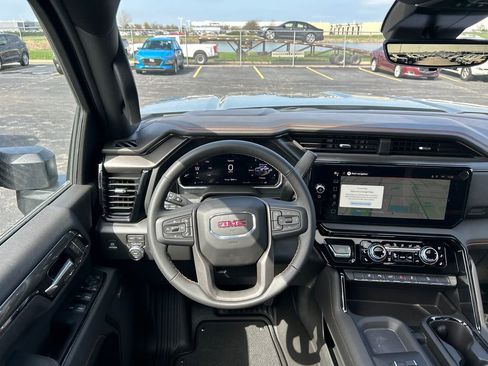 New 2026 GMC Sierra 2500 AT4 w/ AT4 Premium Plus Package AWD/4WD image 33