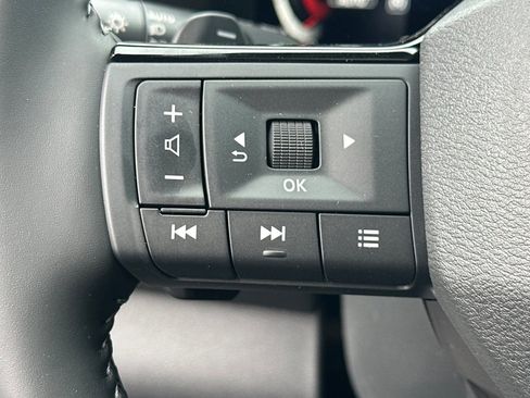 New 2026 Nissan Pathfinder SL AWD/4WD image 28