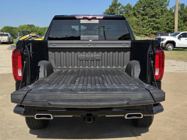 Used 2025 GMC Sierra 1500 AT4 w/ Technology Package AWD/4WD image 14