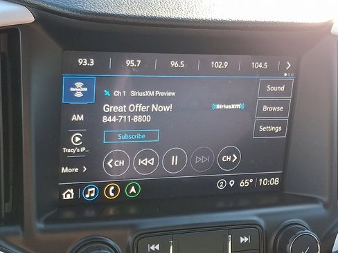 Used 2022 GMC Terrain SLT w/ Infotainment Package II image 19