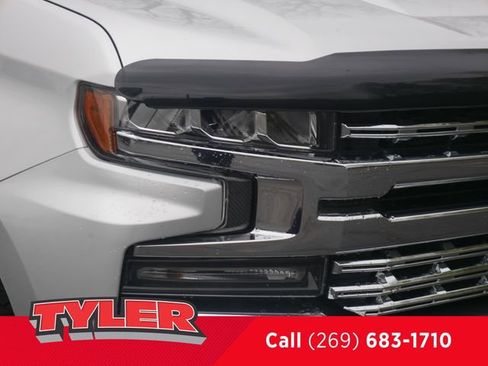 Used 2019 Chevrolet Silverado 1500 LT w/ Texas Edition AWD/4WD image 10