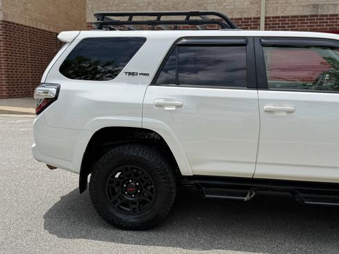 Used 2019 Toyota 4Runner TRD Pro AWD/4WD image 9