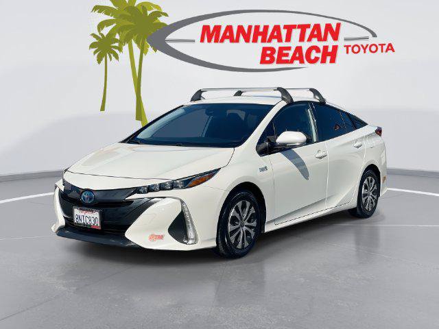 Certified 2020 Toyota Prius Prime XLE FWD image 1