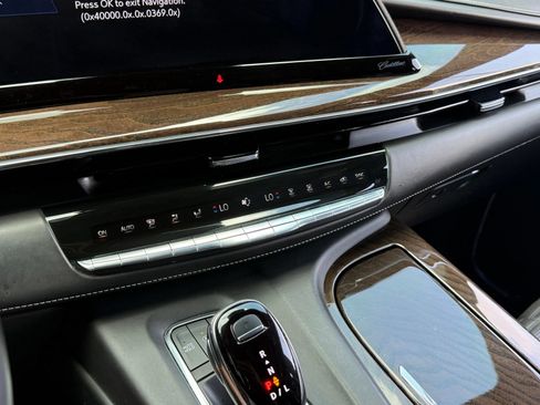 Used 2023 Cadillac Escalade Sport Platinum RWD image 29