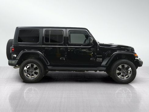 Used 2023 Jeep Wrangler Unlimited Sahara AWD/4WD image 8