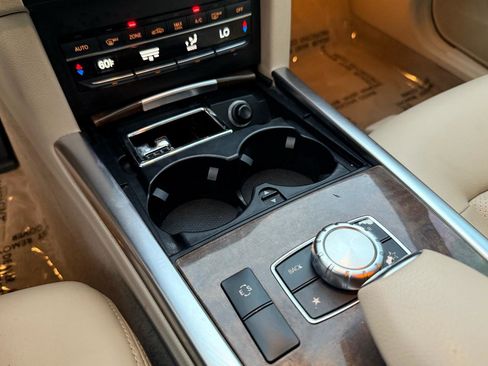Used 2015 Mercedes-Benz E 350 4MATIC Sedan image 28
