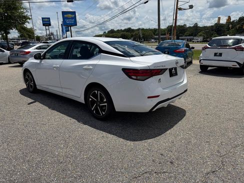 Used 2024 Nissan Sentra SV FWD image 15