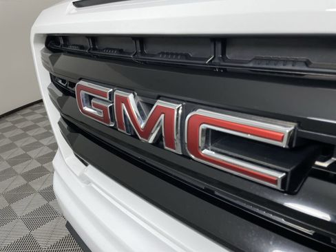 Used 2022 GMC Sierra 1500 Elevation image 30