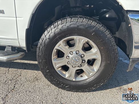 Used 2024 RAM 3500 Big Horn AWD/4WD image 32