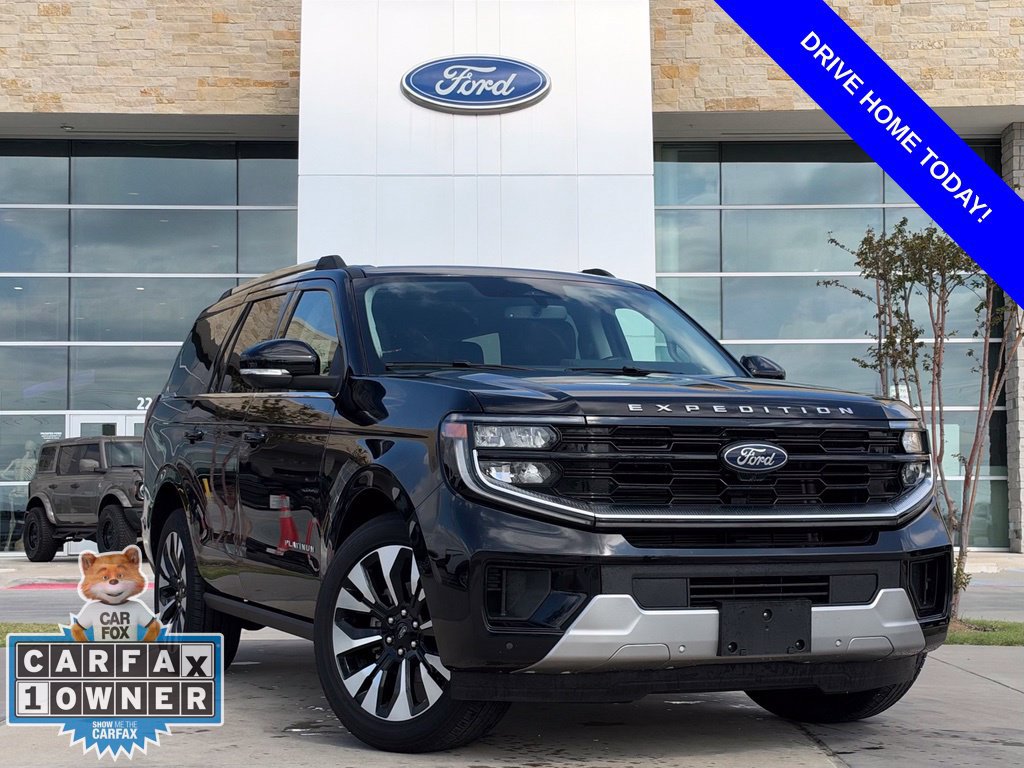 Used 2026 Ford Expedition Platinum w/ Driver's Package AWD/4WD image 1
