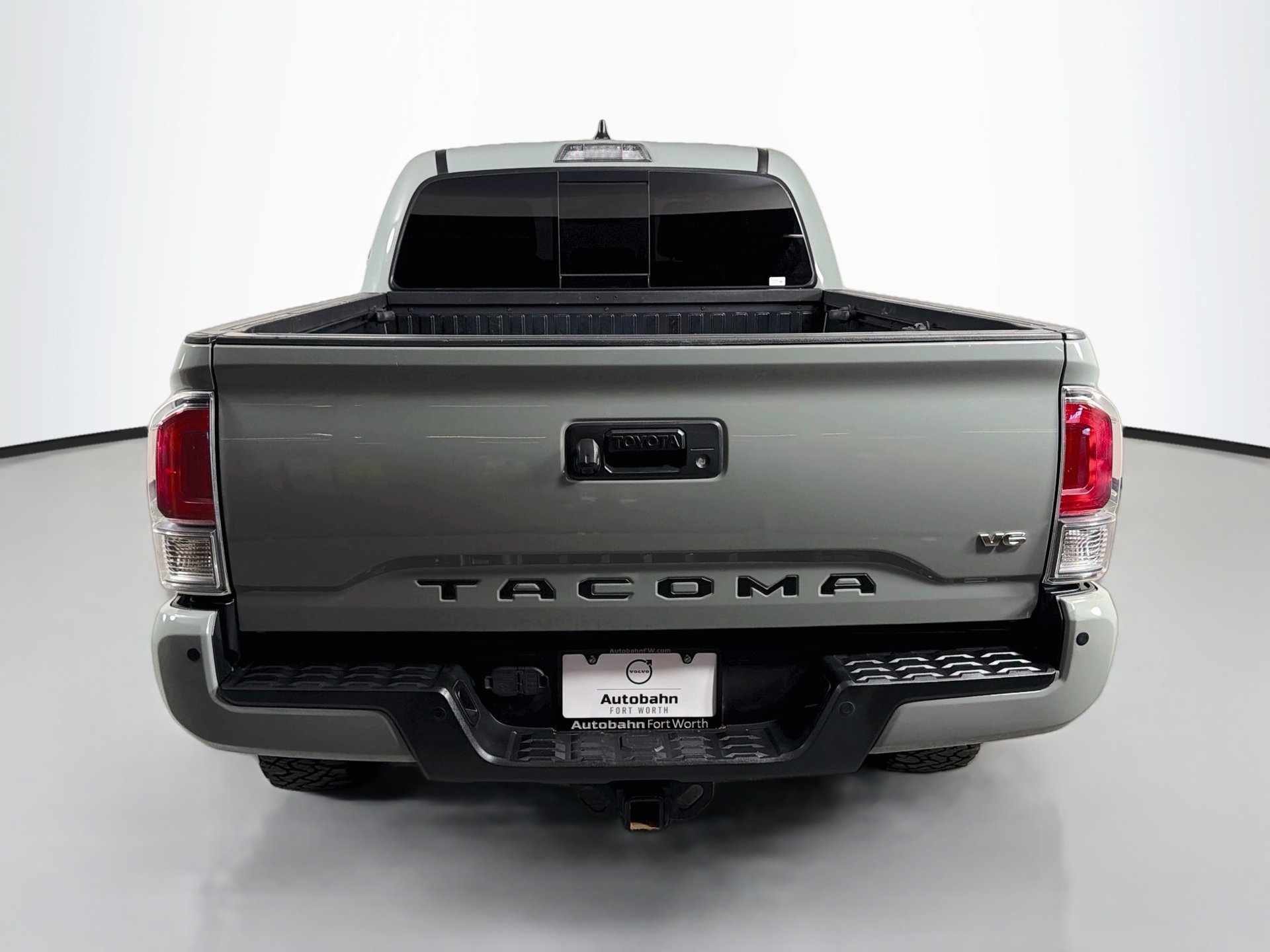 Used 2022 Toyota Tacoma TRD Sport w/ Technology Package AWD/4WD image 7