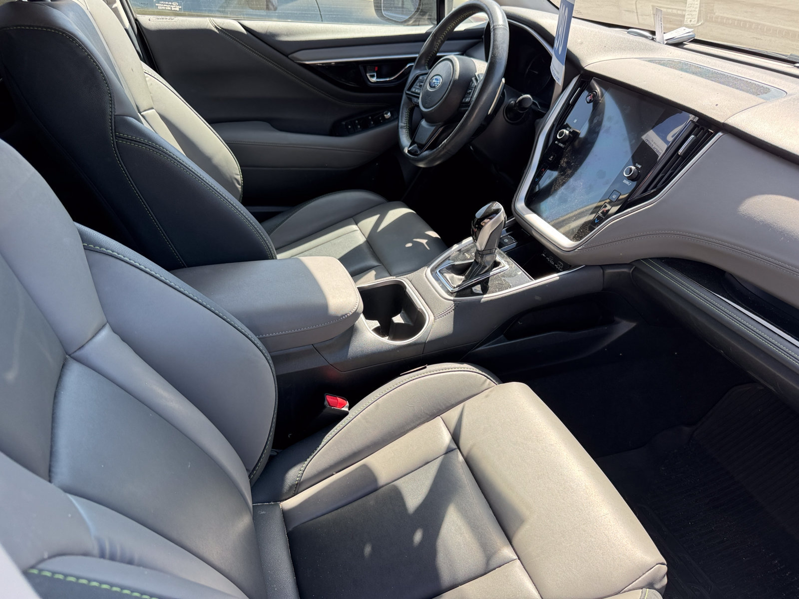 Used 2024 Subaru Outback Onyx Edition AWD/4WD image 2