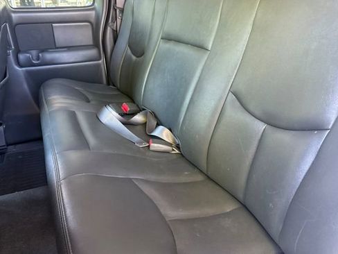 Used 2003 GMC Sierra 2500 SLT w/ SLT Preferred Equipment Group AWD/4WD image 12