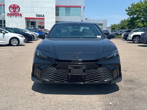 New 2026 Toyota Camry SE AWD/4WD image 2